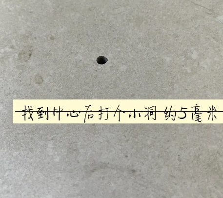 蜀山瓷砖空鼓维修公司专业解答在瓷砖铺贴过程中，如果砂料搅拌不均匀，将会带来以下问题